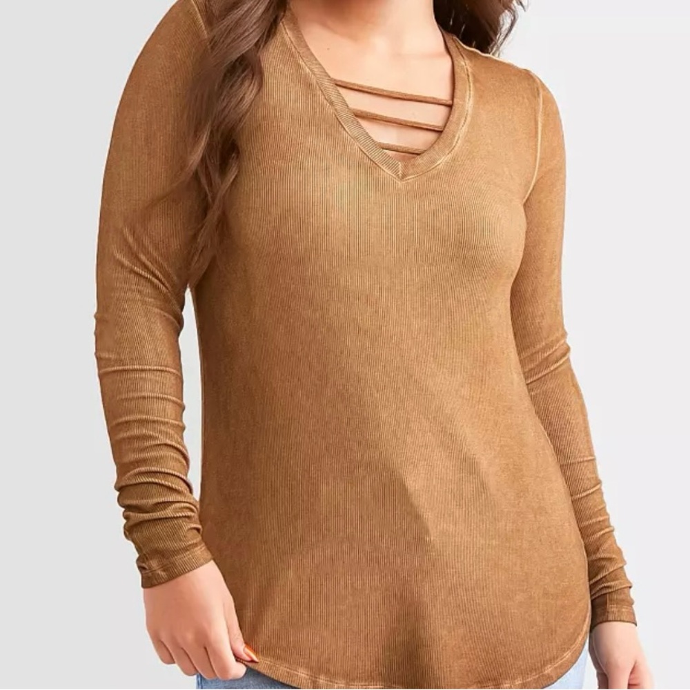 NWT White Crow from Buckle Women's Tan Long Sleeve Top. Size small.